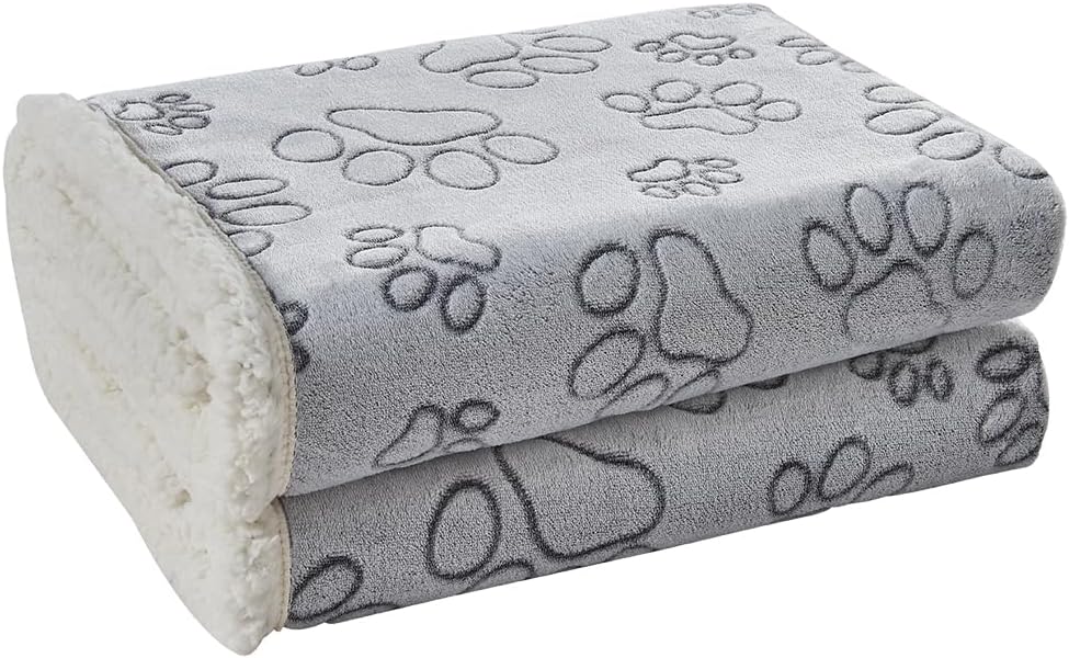 Qeils Waterproof Washable Blankets for Medium Dogs